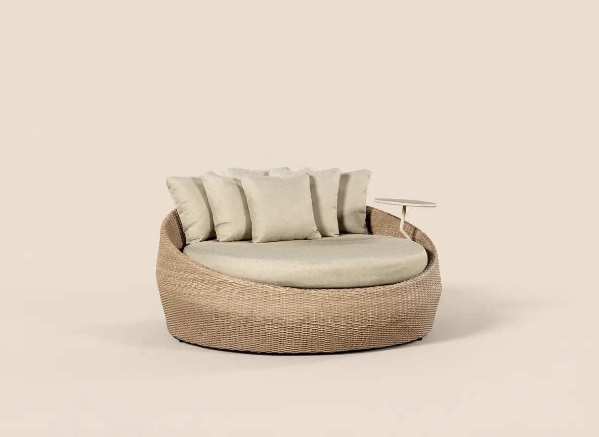 Bryde Round Sun Bed