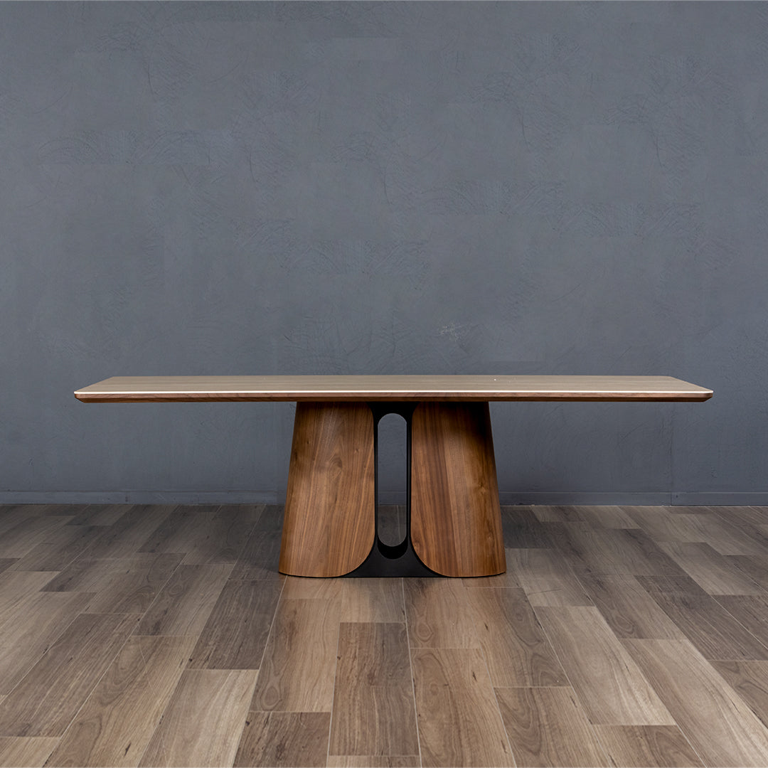 Cresta Dining Table