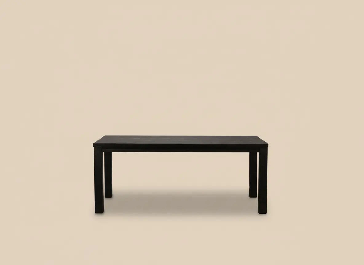 New Hampton Dining Table