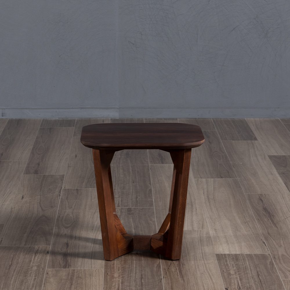 Bolero-Lamp-Table-1